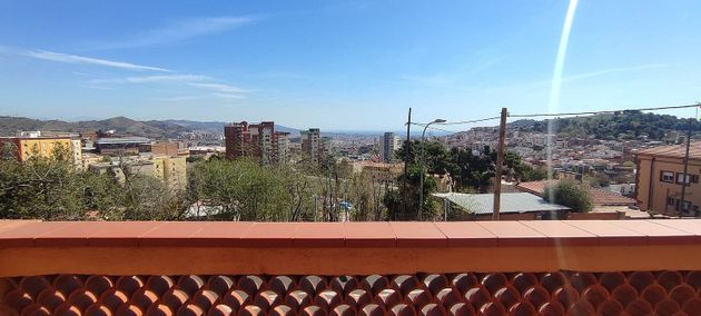 Foto 1 de Xalet en venda a Vallcarca i els Penitents de 5 habitacions amb terrassa i garatge