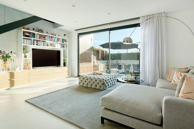 Foto 2 de Casa en venda a calle De la Torre D'en Barcelo de 3 habitacions amb terrassa i piscina