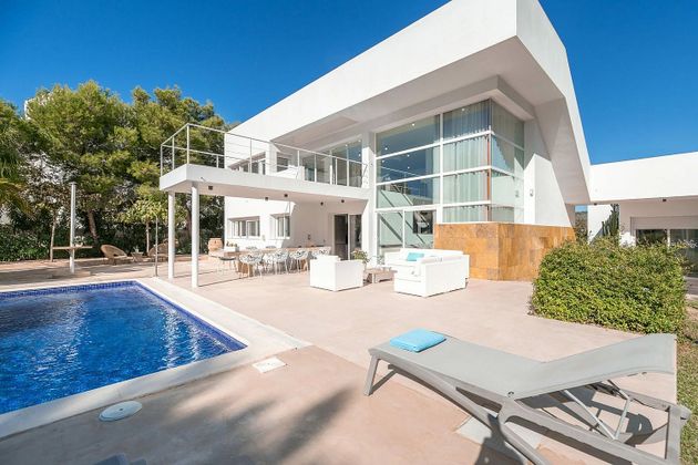 Foto 1 de Xalet en venda a Cala Vedella - Cala Tarida - Cala Conta de 7 habitacions amb terrassa i piscina