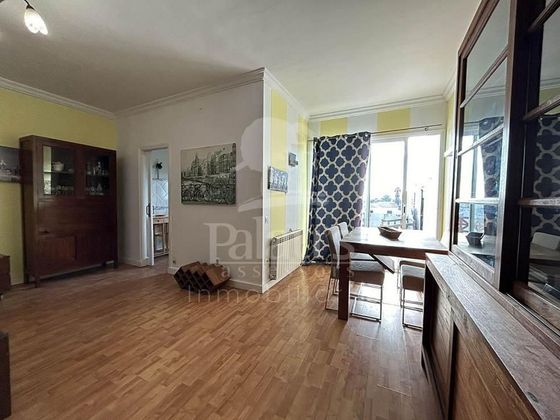 Foto 2 de Piso en venta en Ciutadella de 3 habitaciones con terraza