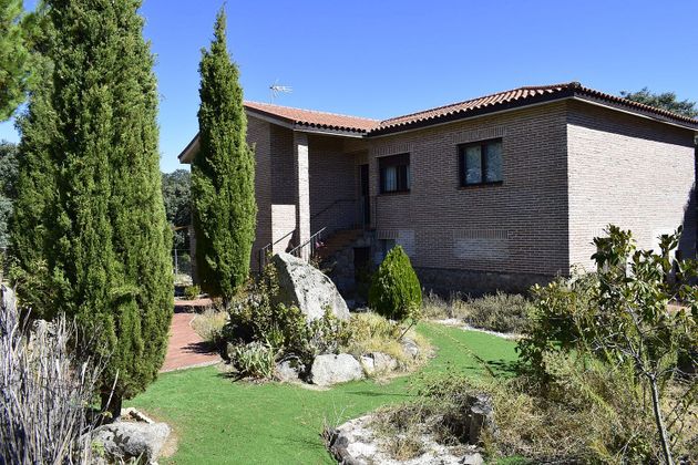Foto 1 de Xalet en venda a parque De Las Infantas de 6 habitacions amb terrassa i piscina
