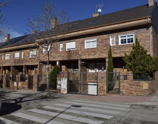 Foto 1 de Casa en alquiler en Los Llanos - Valle Pardo de 5 habitaciones con terraza y garaje