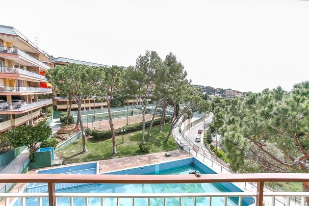 Foto 1 de Pis en venda a El Poal de 4 habitacions amb terrassa i piscina