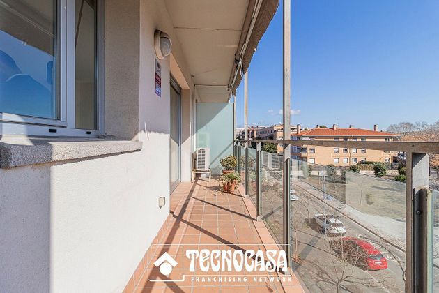 Foto 1 de Àtic en venda a Mira-sol de 3 habitacions amb terrassa i garatge
