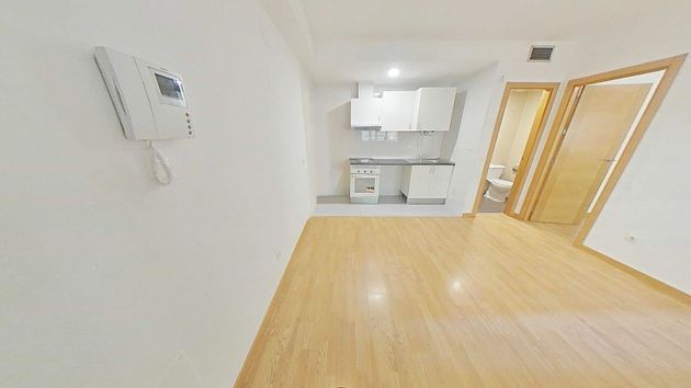 Foto 1 de Piso en alquiler en Centro - Aranjuez de 1 habitación con garaje y aire acondicionado