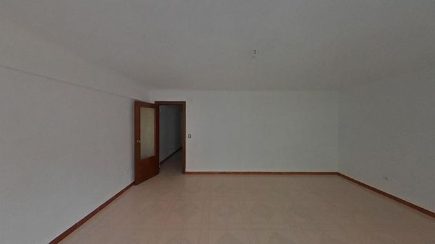 Foto 2 de Alquiler de piso en Carolinas Altas de 3 habitaciones y 78 m²