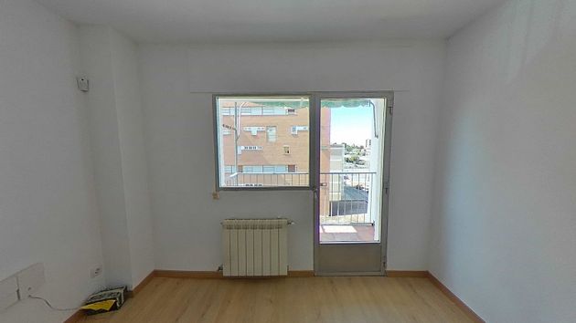 Foto 2 de Pis en lloguer a Fontarrón de 3 habitacions amb terrassa i calefacció
