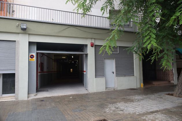Foto 2 de Garaje en alquiler en calle De Narcís de Monturiol de 14 m²