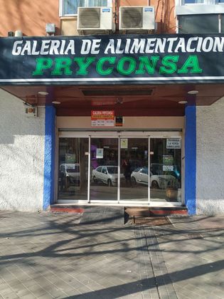 Foto 1 de Alquiler de local en calle Monegros de 18 m²