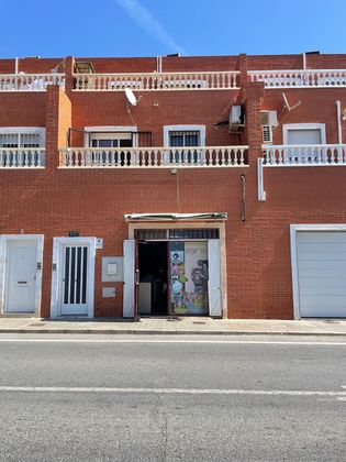 Foto 1 de Casa en venta en La Cañada-Costacabana-Loma Cabrera-El Alquián de 4 habitaciones con terraza y aire acondicionado