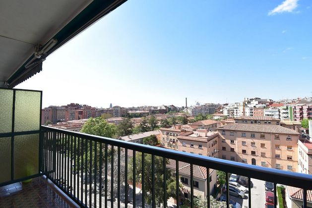 Foto 1 de Piso en venta en La Sagrera de 4 habitaciones con terraza y balcón