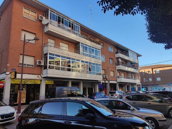 Foto 2 de Venta de piso en Bulevar - Plaza Castilla de 3 habitaciones con terraza y calefacción