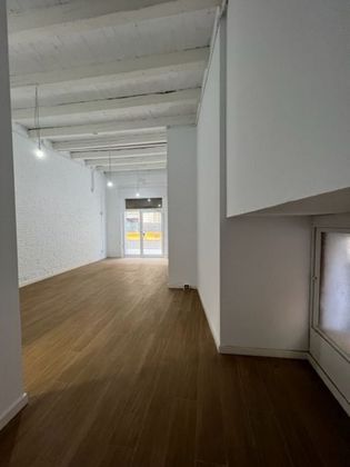 Foto 2 de Alquiler de local en calle Tànger de 60 m²