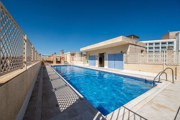 Foto 1 de Pis en venda a Centro - Torremolinos de 3 habitacions amb terrassa i piscina