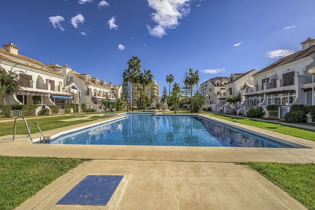 Foto 1 de Àtic en venda a Zona Sohail de 4 habitacions amb terrassa i piscina