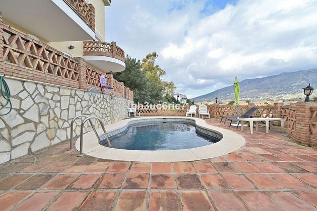 Foto 1 de Xalet en venda a Campo de Mijas de 4 habitacions amb terrassa i piscina