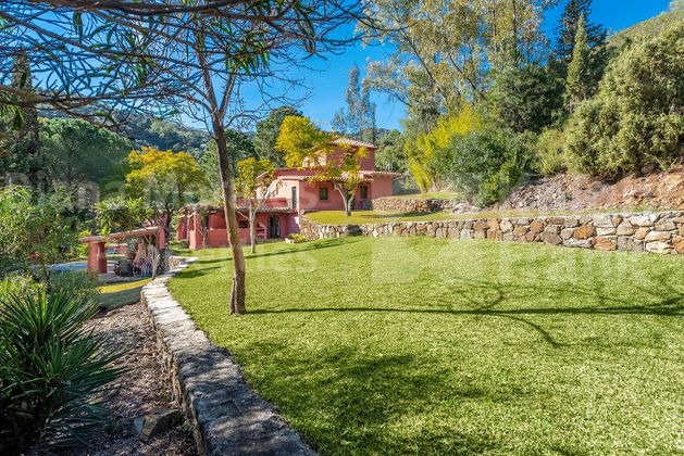 Foto 2 de Casa rural en venda a Benahavís de 5 habitacions amb piscina i jardí