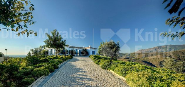 Foto 2 de Venta de chalet en Benahavís de 4 habitaciones con terraza y piscina