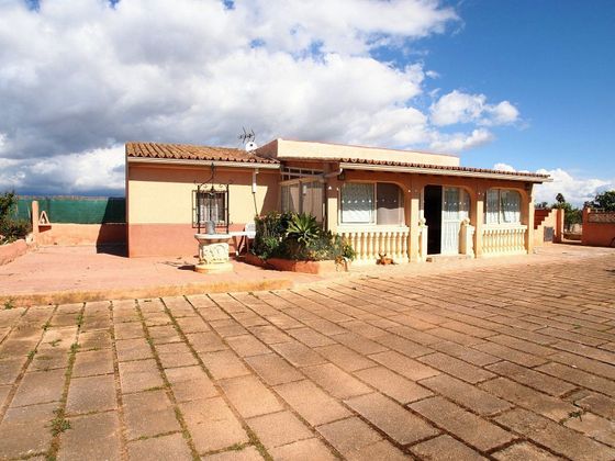 Foto 2 de Casa rural en venda a Zona periurbana de 2 habitacions amb terrassa i piscina