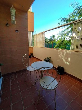Foto 2 de Pis en venda a Camas de 3 habitacions amb terrassa i piscina