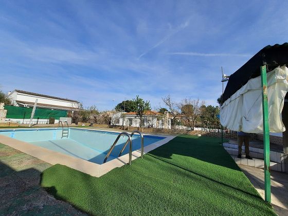 Foto 1 de Xalet en venda a Escalona de 4 habitacions amb terrassa i piscina