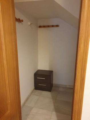 Foto 2 de Pis en lloguer a Casco Histórico  - Ribera - San Basilio de 1 habitació amb mobles i aire acondicionat