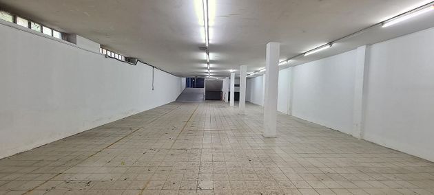 Foto 2 de Alquiler de local en calle Conde de Fenosa de 650 m²