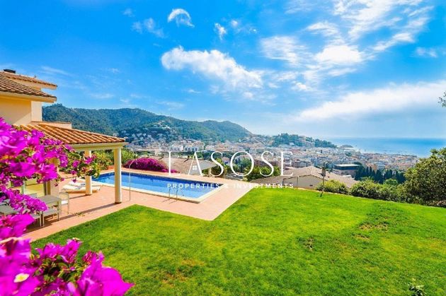 Foto 1 de Casa rural en venda a Tossa De Mar de 5 habitacions amb terrassa i piscina