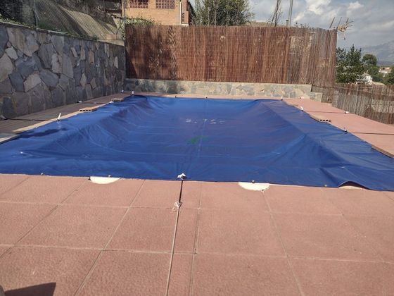 Foto 1 de Venta de chalet en Masquefa de 4 habitaciones con terraza y piscina