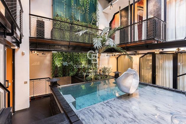 Foto 2 de Casa adossada en venda a El Poblenou de 5 habitacions amb terrassa i piscina