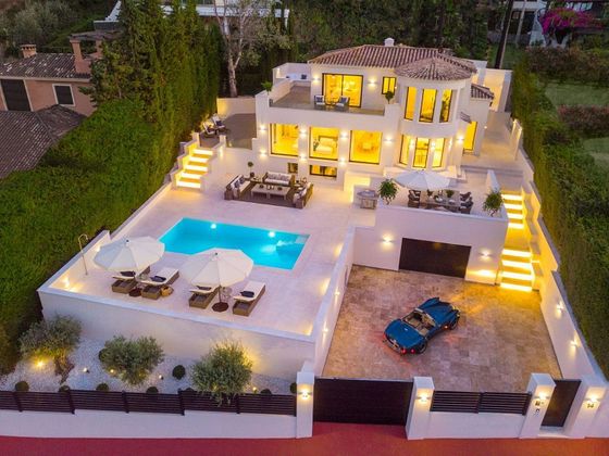 Foto 1 de Casa en venda a Cabo Pino - Reserva de Marbella de 5 habitacions amb terrassa i piscina