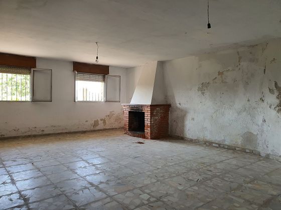 Foto 2 de Casa adosada en venta en Piedralaves de 3 habitaciones con terraza