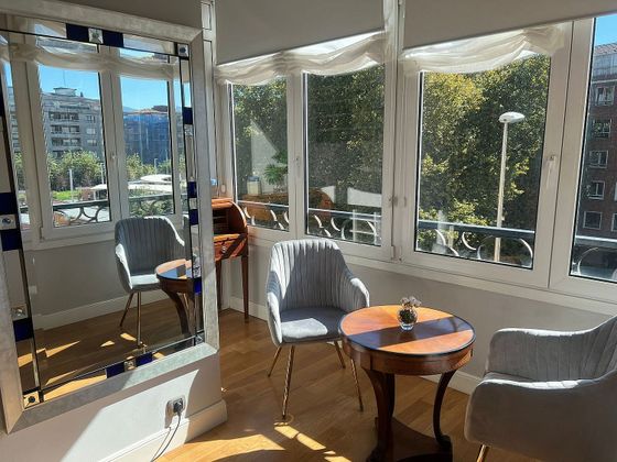 Foto 1 de Pis en lloguer a Las Arenas Centro de 3 habitacions amb terrassa i mobles