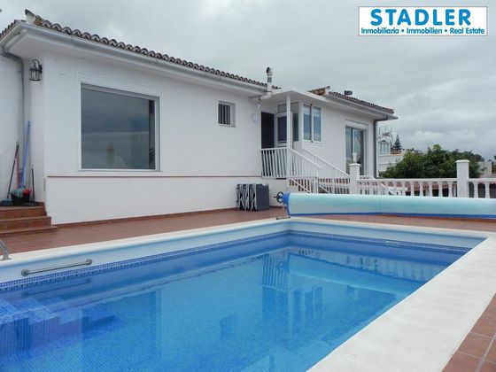 Foto 1 de Chalet en venta en Sauzal (El) de 4 habitaciones con terraza y piscina