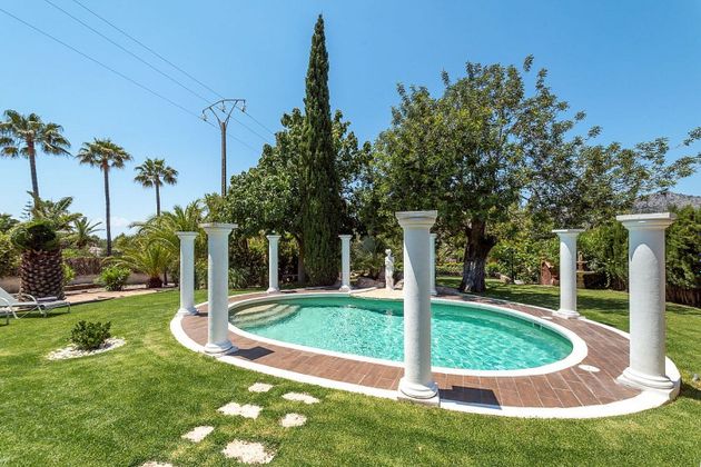 Foto 2 de Chalet en venta en Bunyola de 5 habitaciones con terraza y piscina