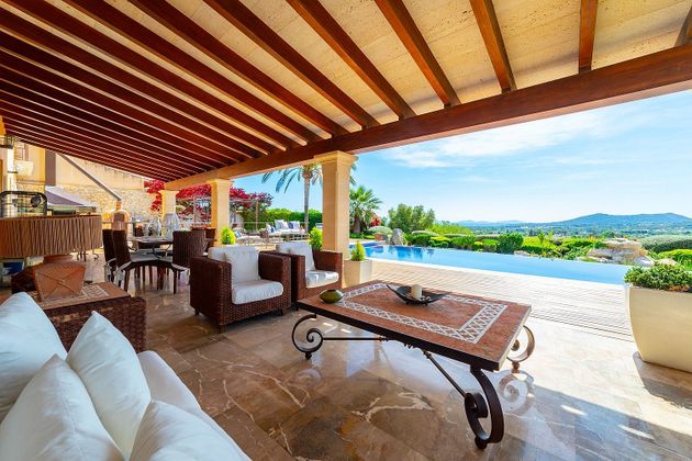 Foto 2 de Xalet en venda a Selva de 5 habitacions amb terrassa i piscina