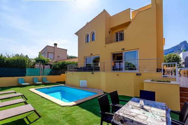 Foto 1 de Venta de chalet en Colònia de Sant Pere de 4 habitaciones con terraza y piscina