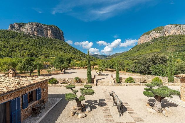 Foto 2 de Casa en venda a Alaró de 8 habitacions amb terrassa i piscina