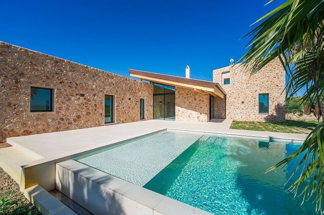 Foto 1 de Casa en venda a Muro de 5 habitacions amb terrassa i piscina