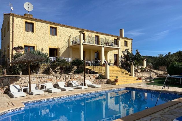Foto 1 de Venta de casa en Sant Llorenç des Cardassar de 5 habitaciones con terraza y piscina