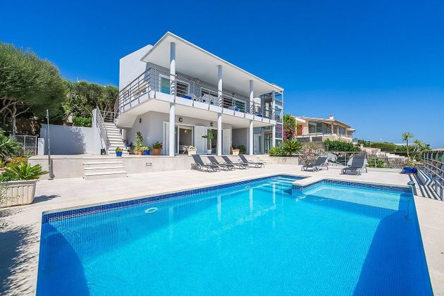 Foto 1 de Chalet en venta en Port d'Alcúdia - Platja d'Alcúdia de 4 habitaciones con terraza y piscina