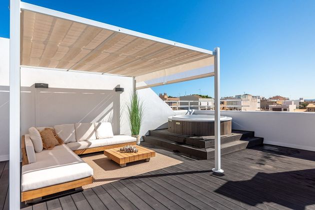 Foto 2 de Àtic en venda a El Coll d'en Rabassa de 3 habitacions amb terrassa i garatge