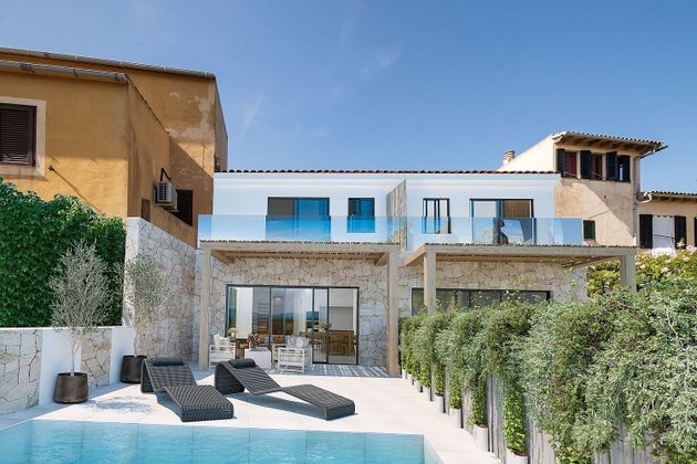 Foto 1 de Casa adossada en venda a Maria de la Salut de 3 habitacions amb terrassa i piscina