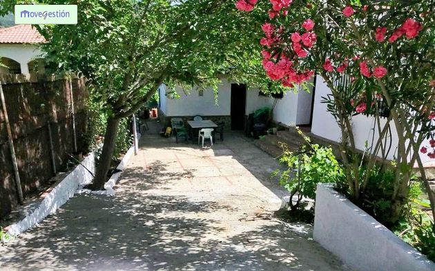 Foto 1 de Casa rural en venda a Benaocaz de 4 habitacions amb terrassa i piscina