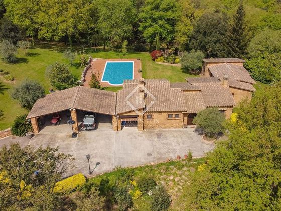 Foto 1 de Casa rural en venda a Golf Costa Brava - Bufaganyes de 3 habitacions amb piscina i garatge