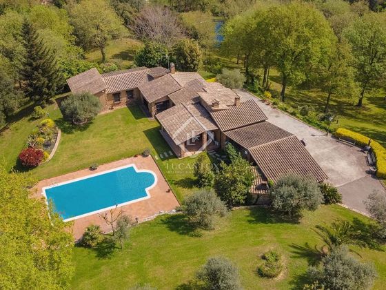 Foto 2 de Casa rural en venda a Golf Costa Brava - Bufaganyes de 3 habitacions amb piscina i garatge