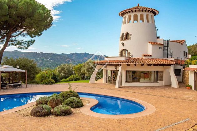 Foto 2 de Xalet en venda a Santa Cristina d'Aro de 8 habitacions amb terrassa i piscina