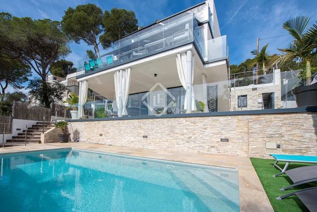 Foto 1 de Casa en venta en Els Pins - Politur de 5 habitaciones con terraza y piscina