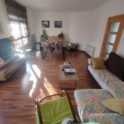 Foto 2 de Pis en venda a Valldaura - Ctra. de Cardona de 3 habitacions amb balcó i aire acondicionat