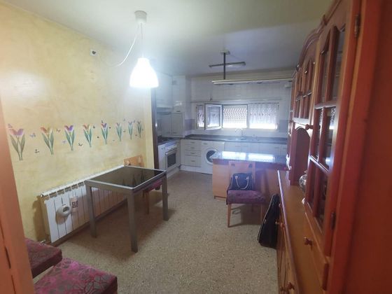 Foto 1 de Venta de piso en Balconada - Cal Gravat de 4 habitaciones con balcón y calefacción